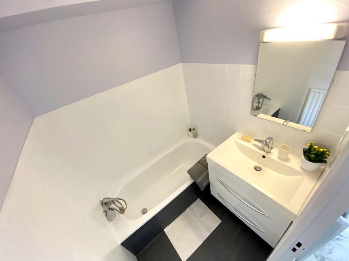 Studio With Terrace And Sea View, 10 Min To The Beach Nice Extérieur photo